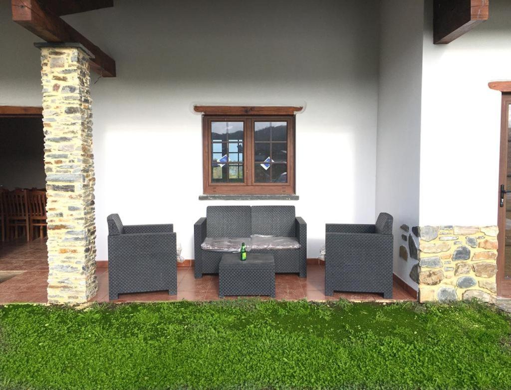 La Casa Vieja De Caneo - Apartamentos Rurales 3 Llaves Luarca Exterior photo